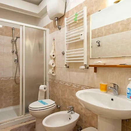 Domus Clodio * Рим